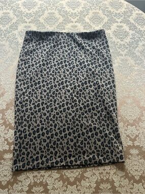 Vintage 90s Leopard Print Pencil Skirt